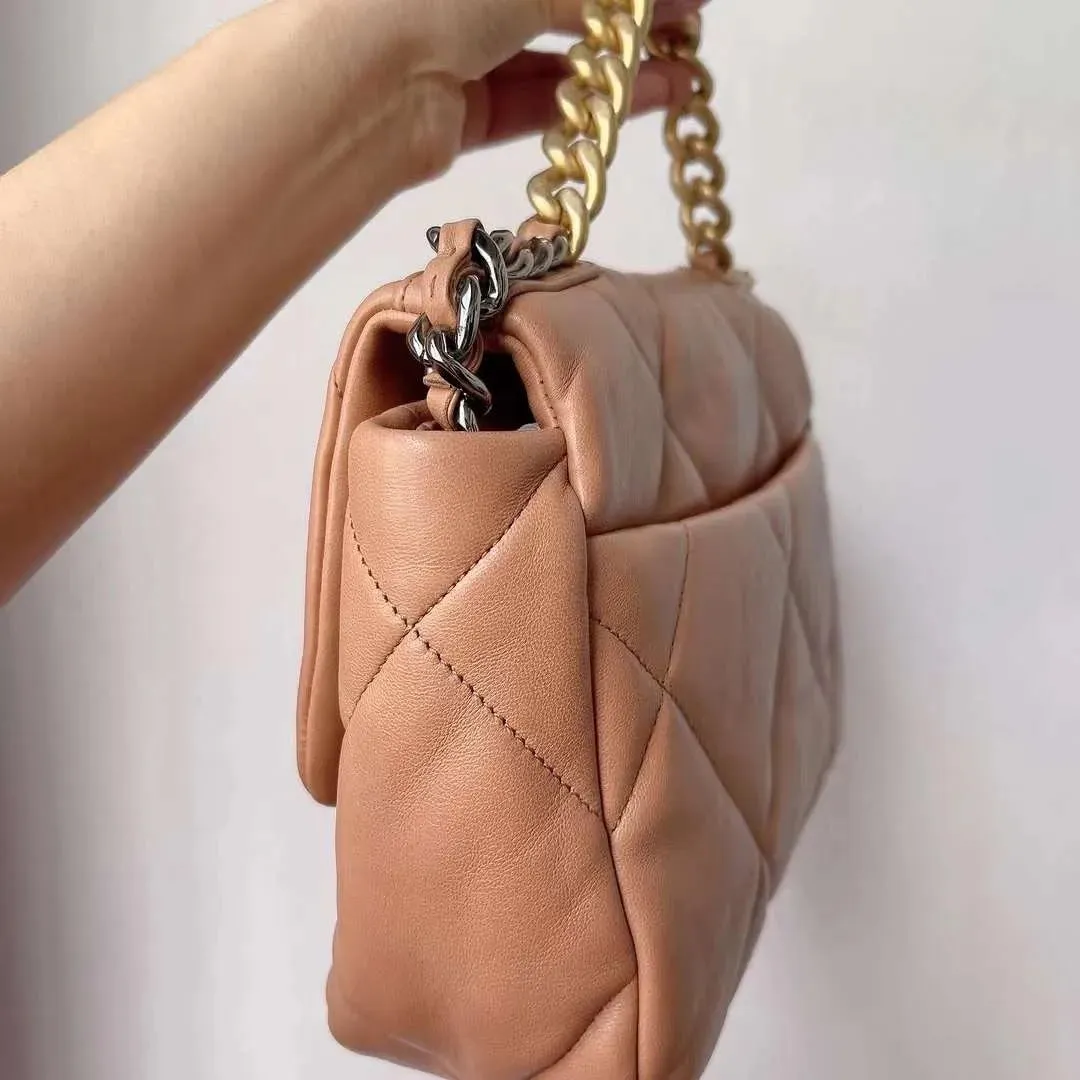 Chanel 19 Flap Bag Caramel Lambskin GHW