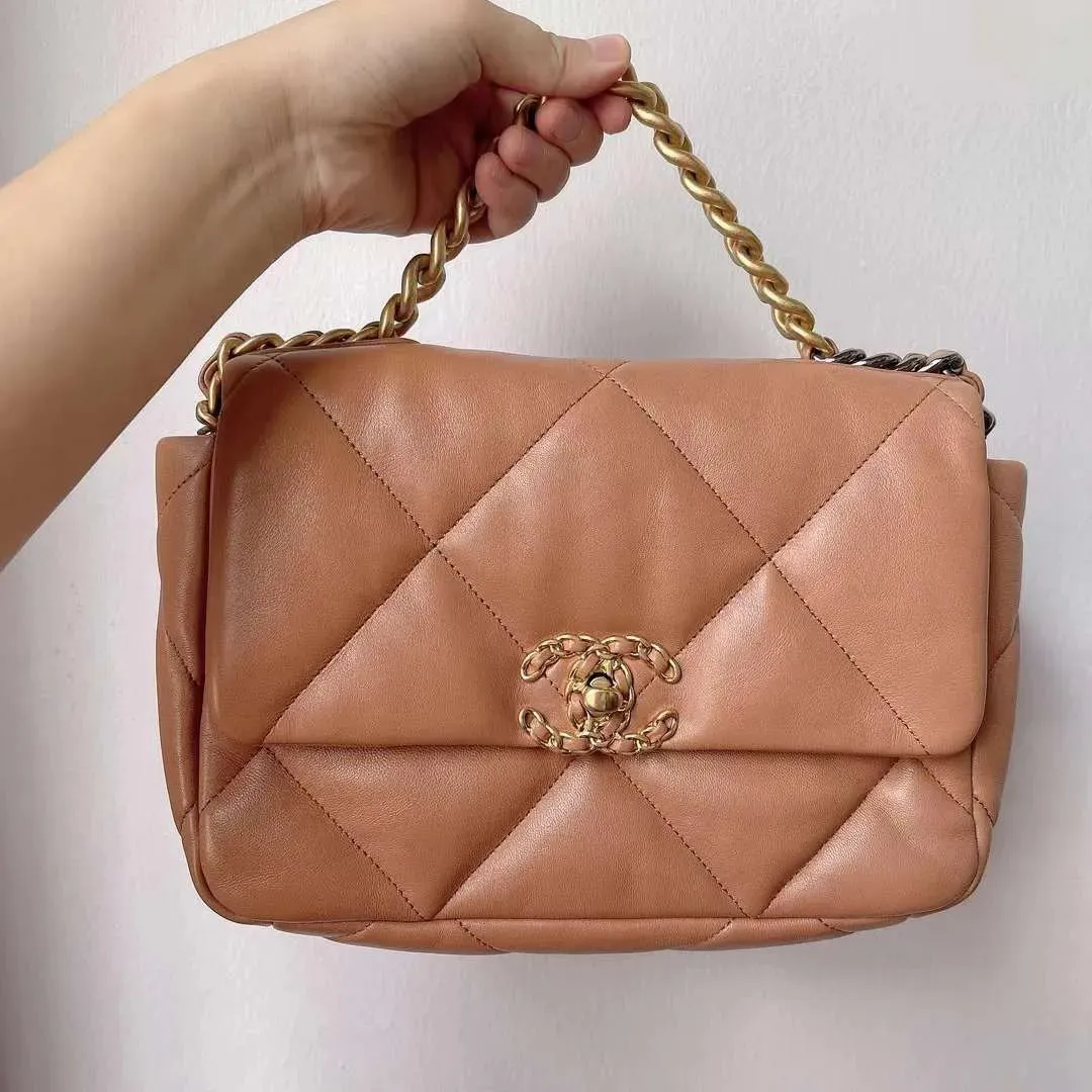 Chanel 19 Flap Bag Caramel Lambskin GHW