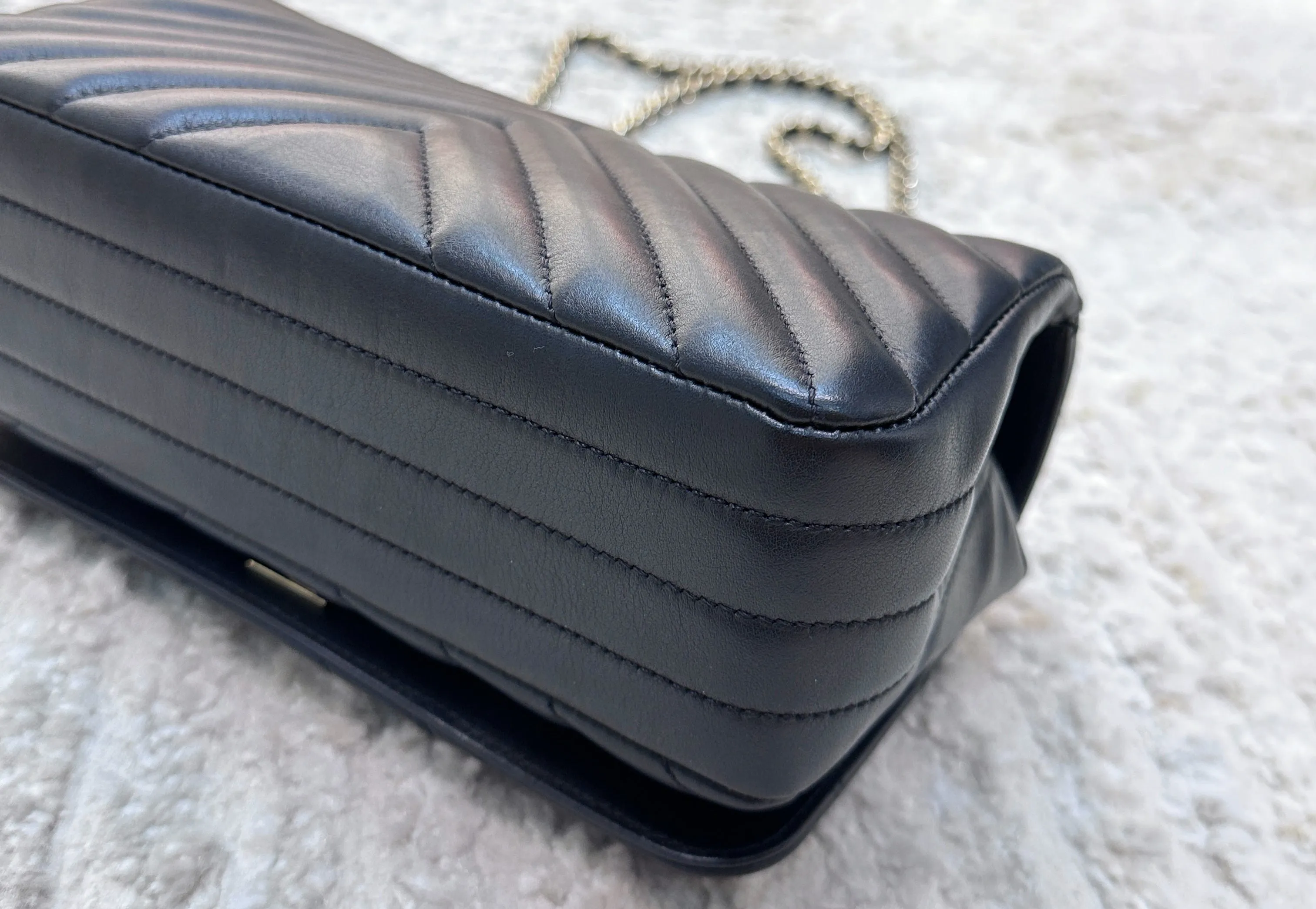 CHANEL Calfskin Chevron Quilted Mini Statement Flap Black