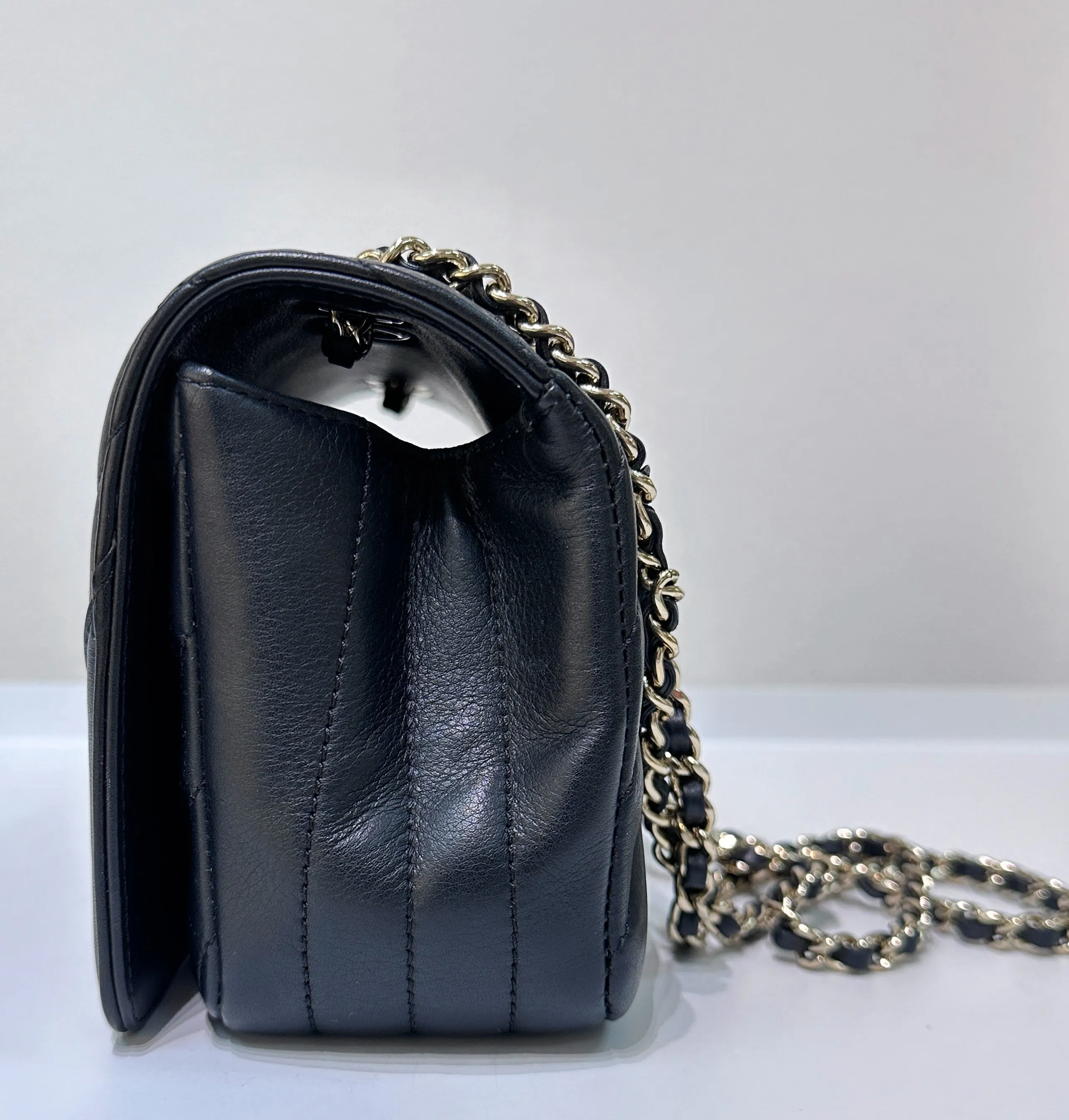 CHANEL Calfskin Chevron Quilted Mini Statement Flap Black