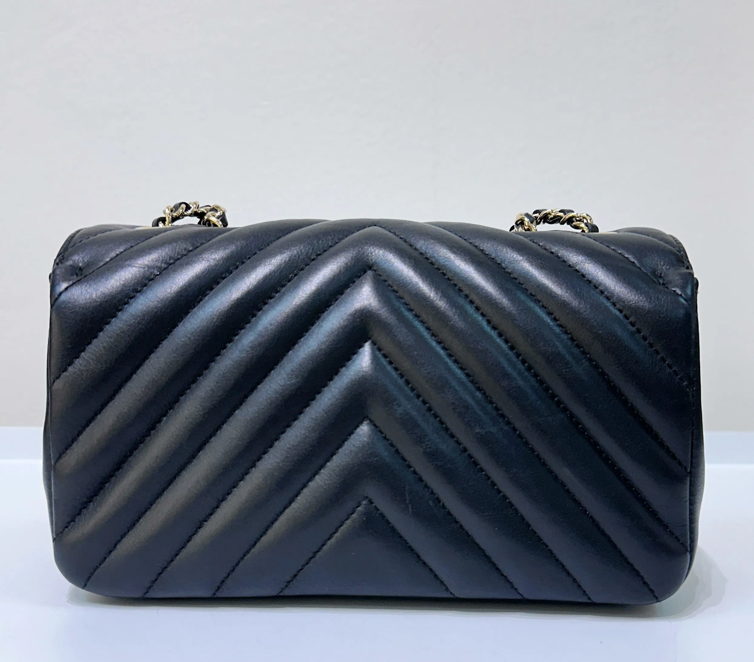 CHANEL Calfskin Chevron Quilted Mini Statement Flap Black