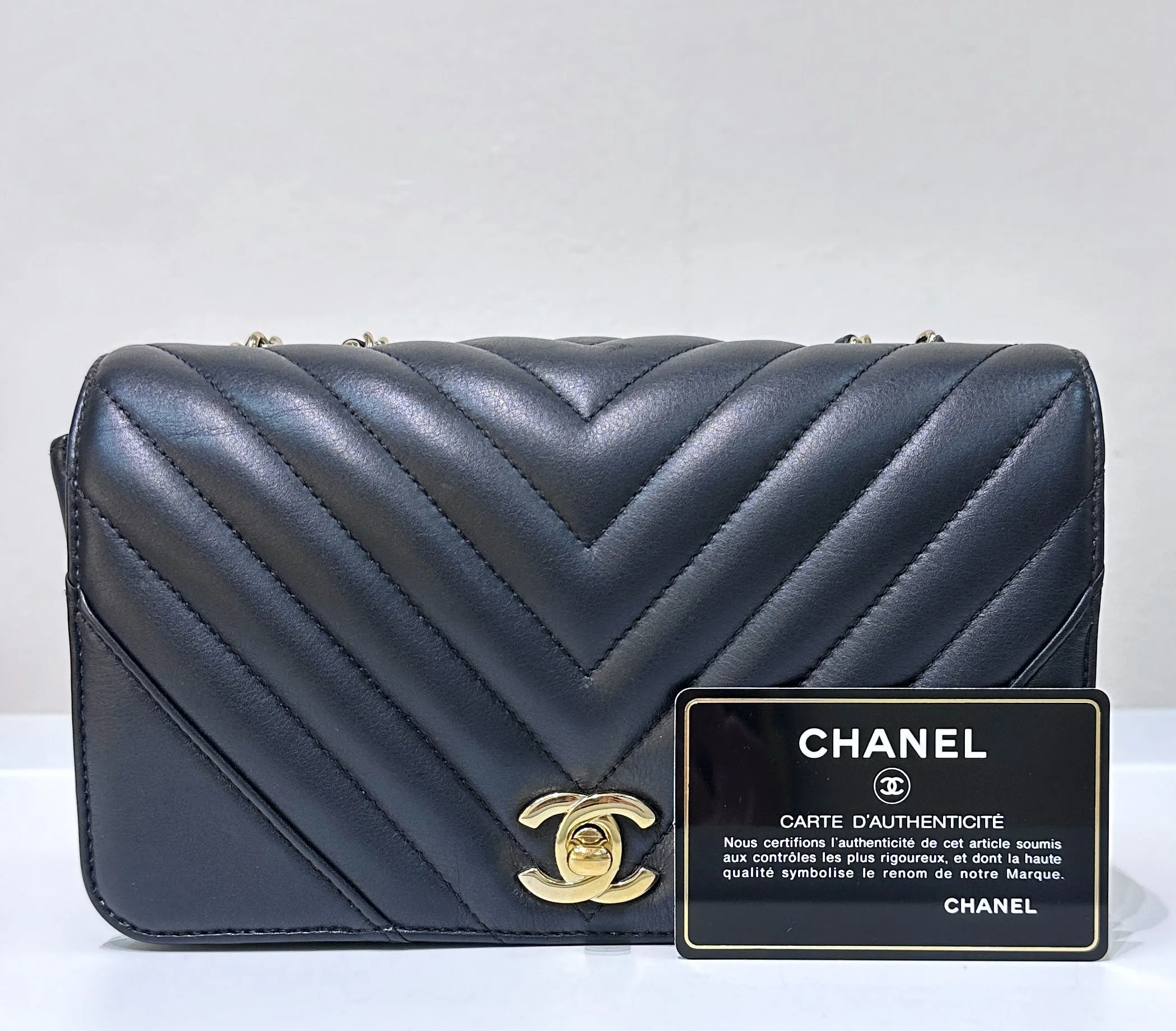 CHANEL Calfskin Chevron Quilted Mini Statement Flap Black