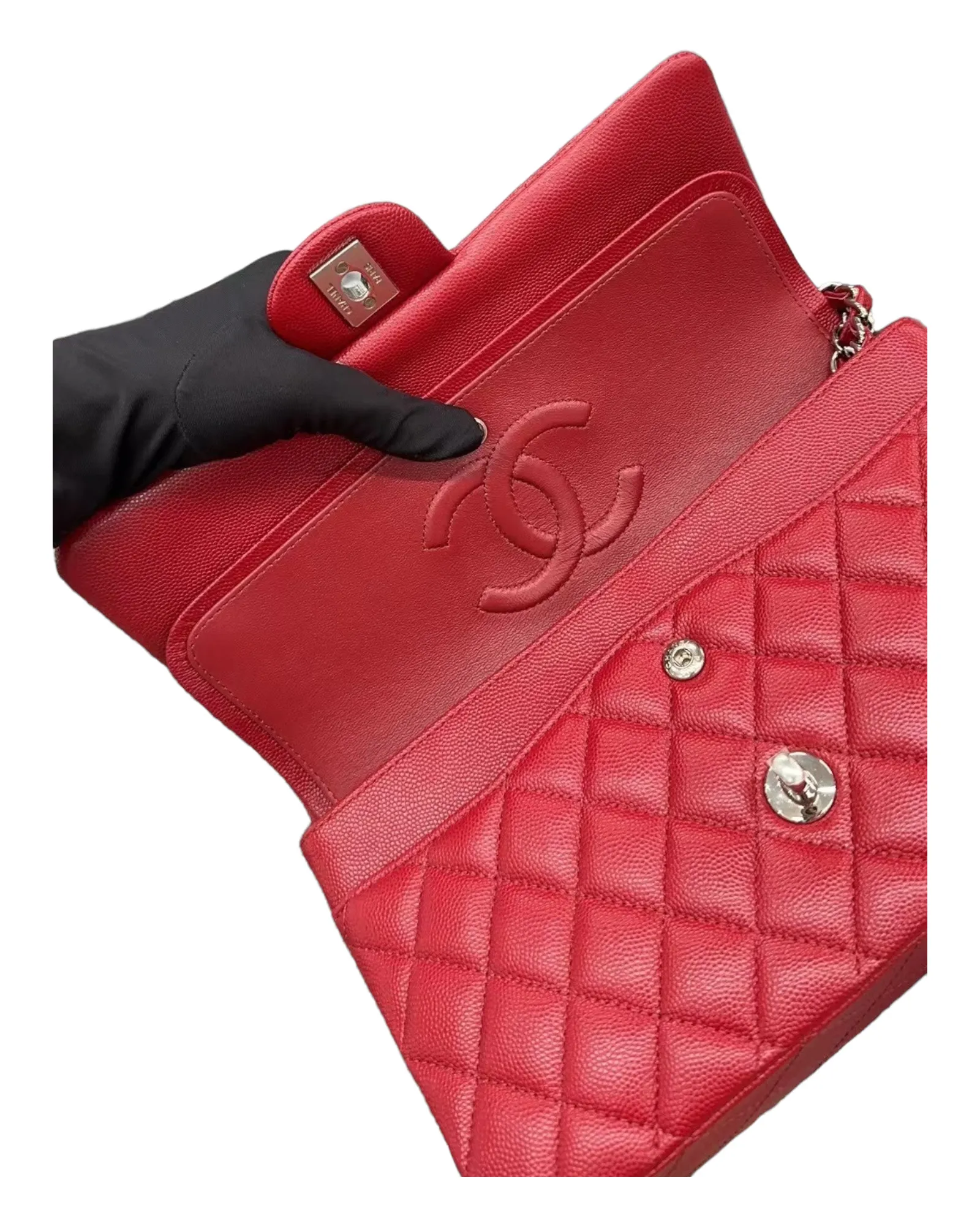 CHANEL Medium Classic Flap 17B Red Caviar