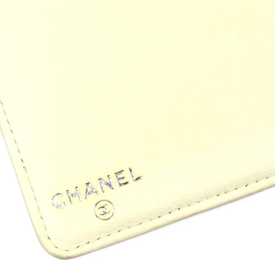 Chanel White Lambskin Icon Bifold Wallet Purse 89058