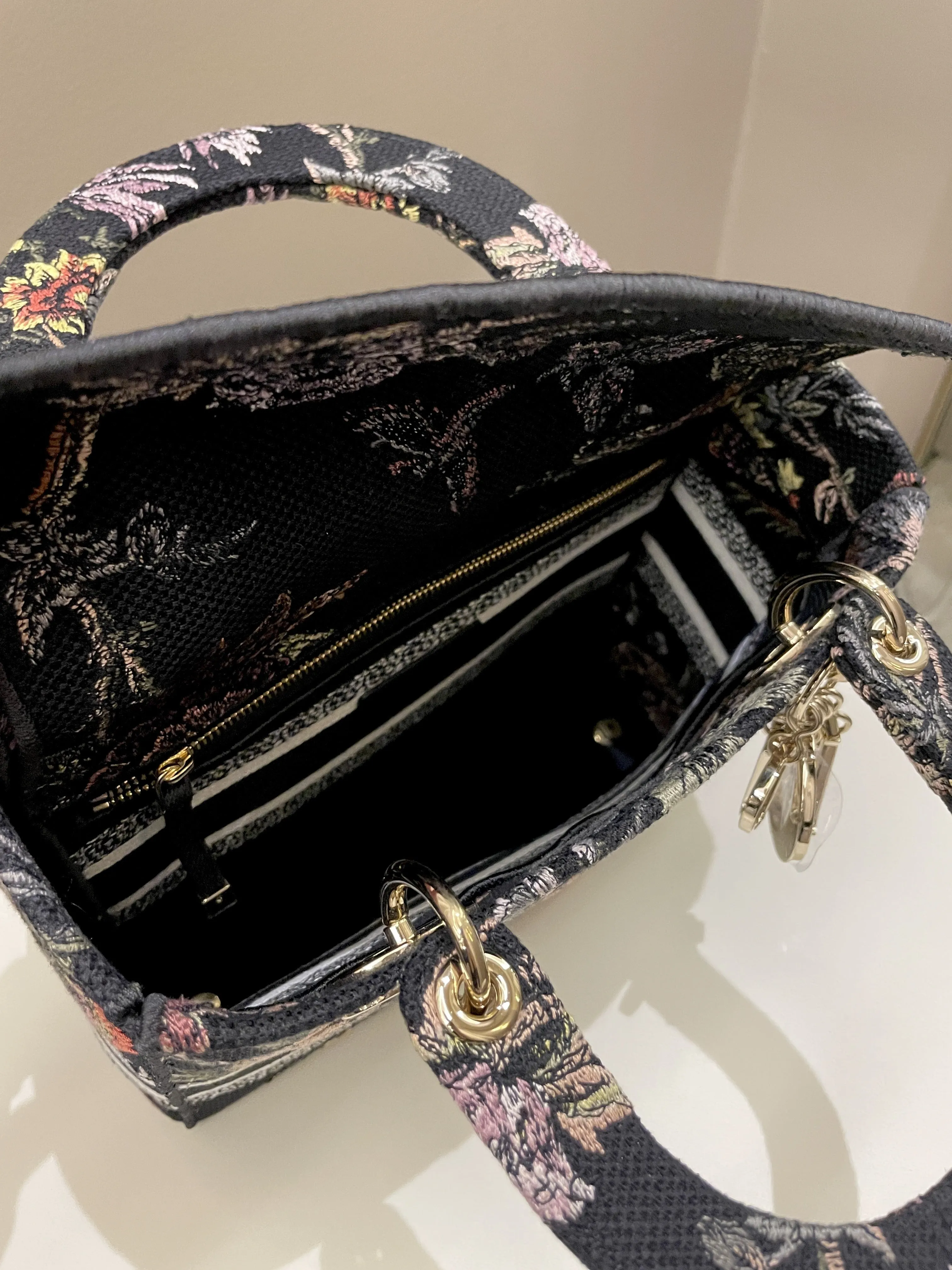 Dior Lady D-Lite Jardin Botanic Black Embroidery